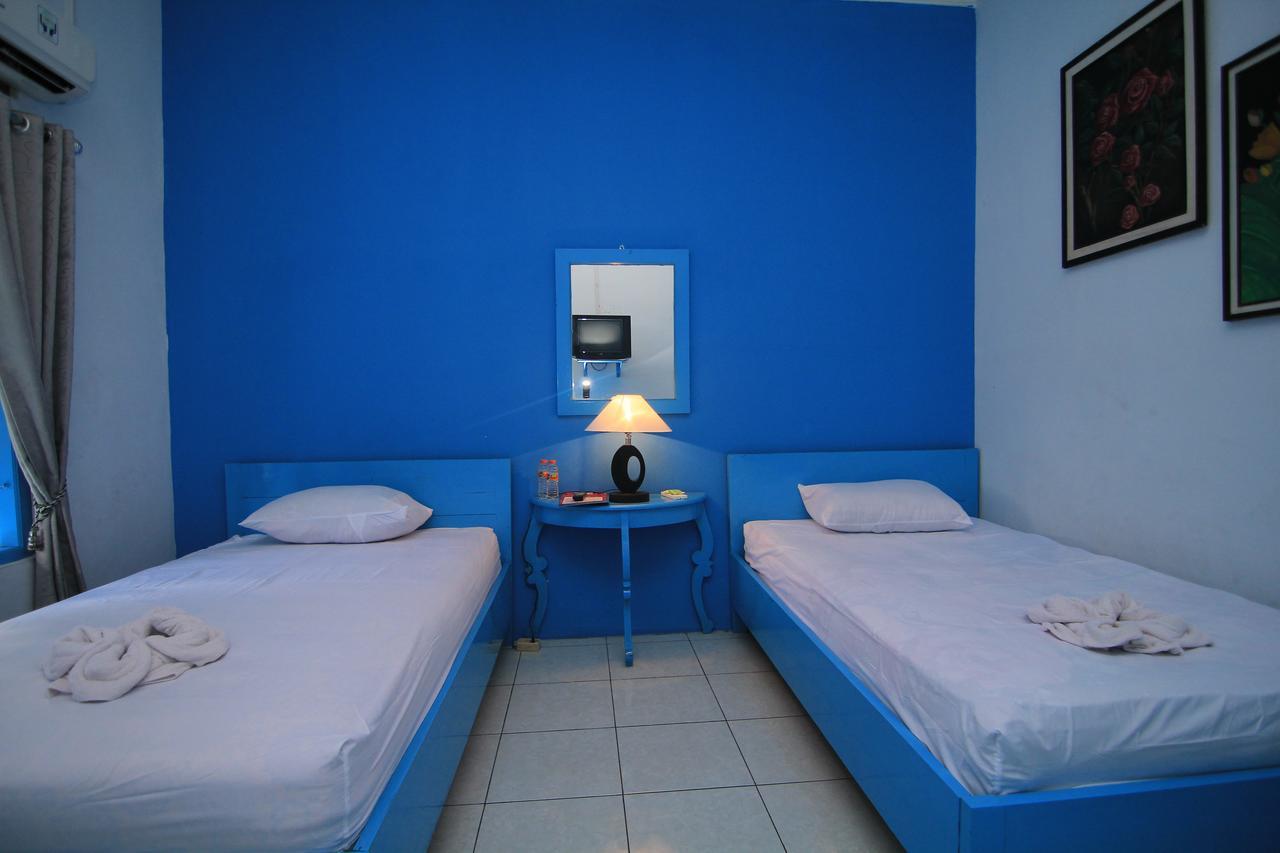 Hotel Boegenviel Syariah Lamongan Экстерьер фото