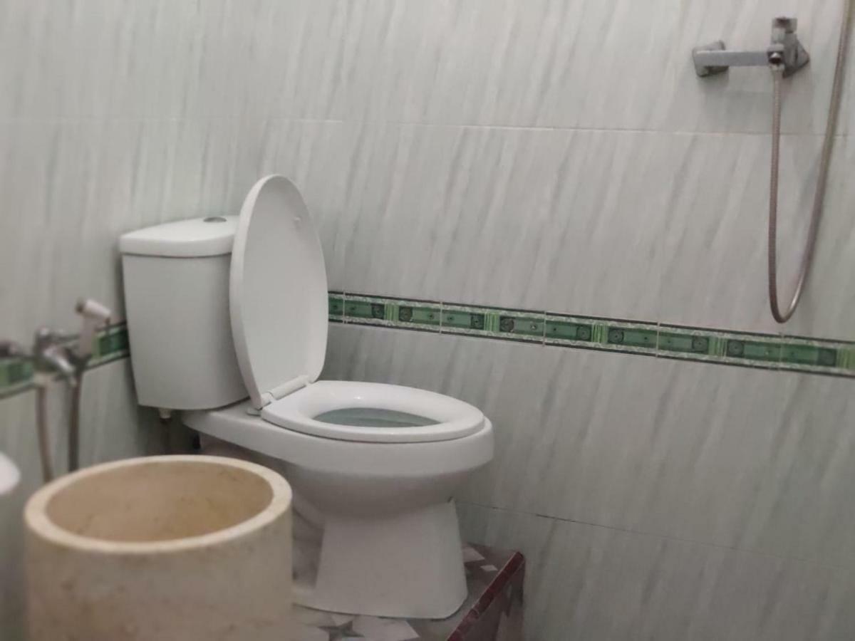 Hotel Boegenviel Syariah Lamongan Экстерьер фото